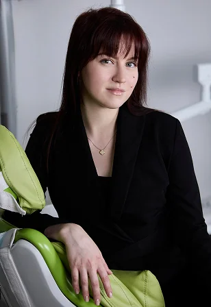 Цабаева Екатерина Васильевна, Стоматолог терапевт, эндодонтист-микроскопист